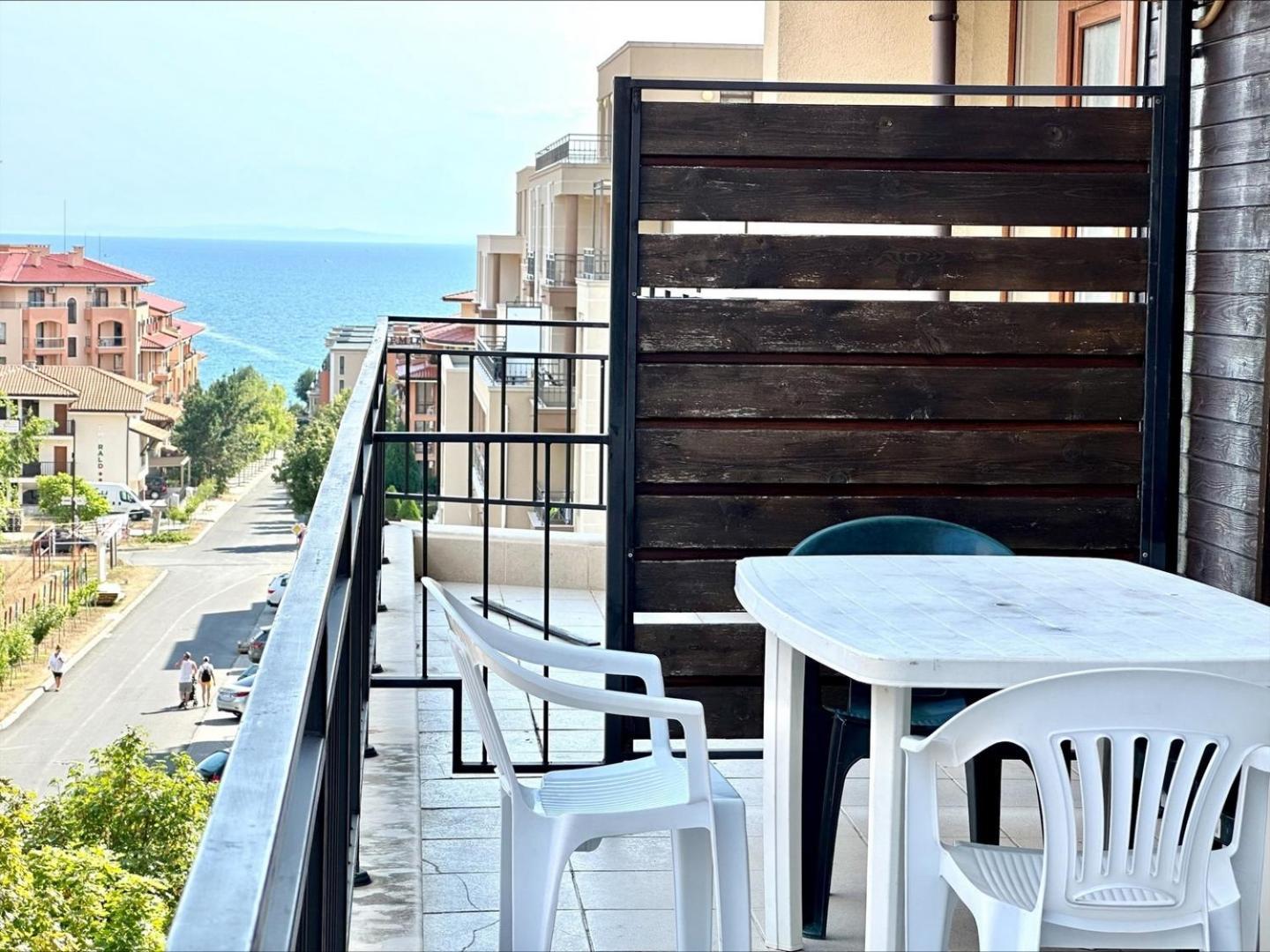Menada Luxor Apartments Sveti Vlas Bilik gambar