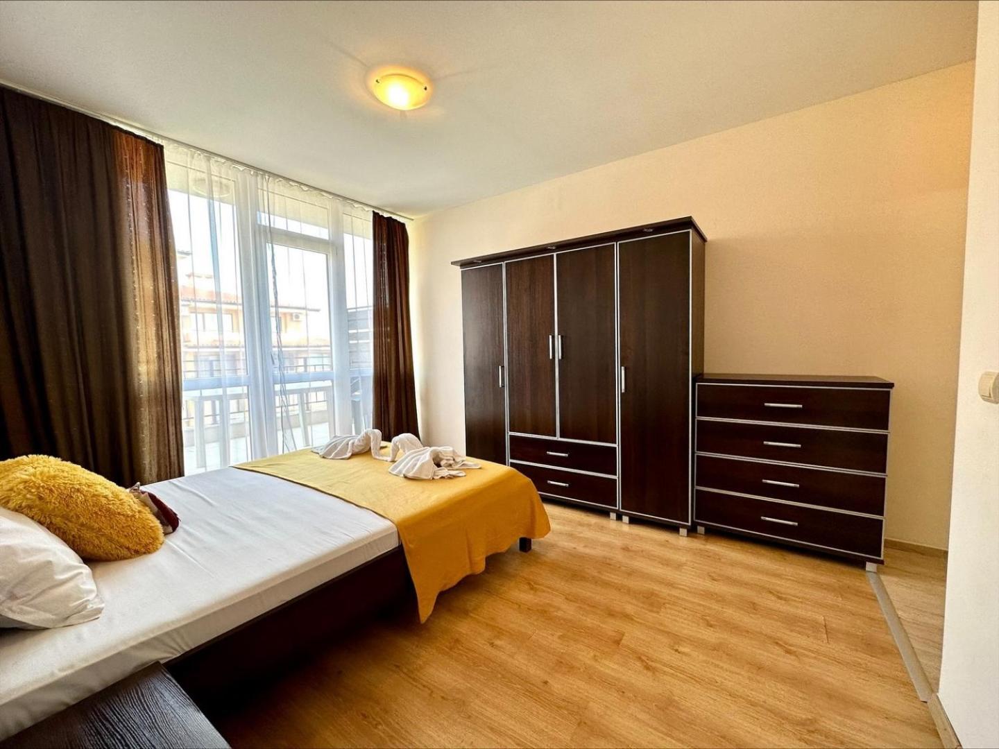 Menada Luxor Apartments Sveti Vlas Bilik gambar